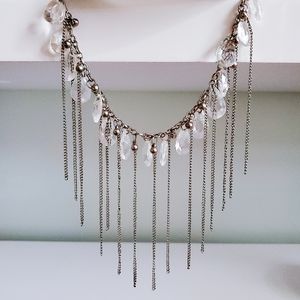 DANGLE NECKLACE WITH CRYSTALS